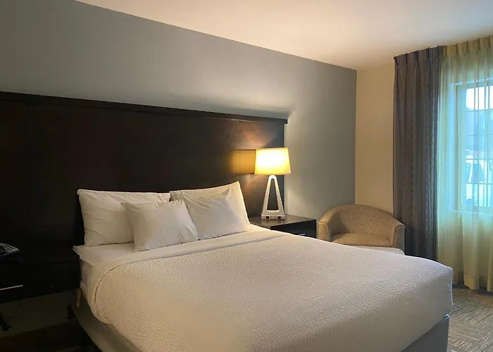 Staybridge Suites Syracuse Liverpool By Ihg
